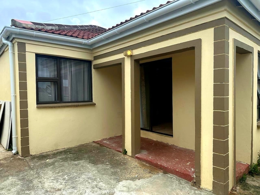 5 Bedroom Property for Sale in Mdantsane Nu 17 Eastern Cape